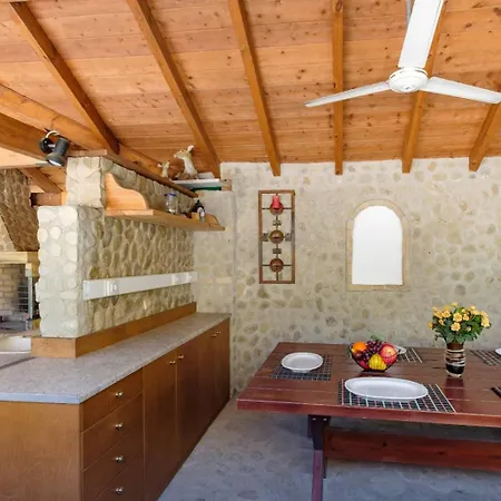 Danae By Corfu Escapes * Lefkimmi (Corfu)